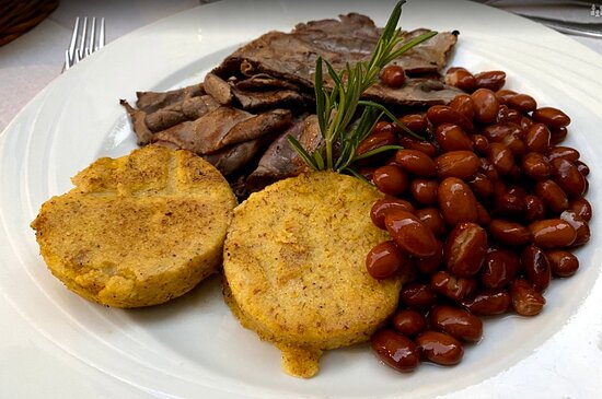 Carne salada Trentina con Fagioli e rosti di patate
